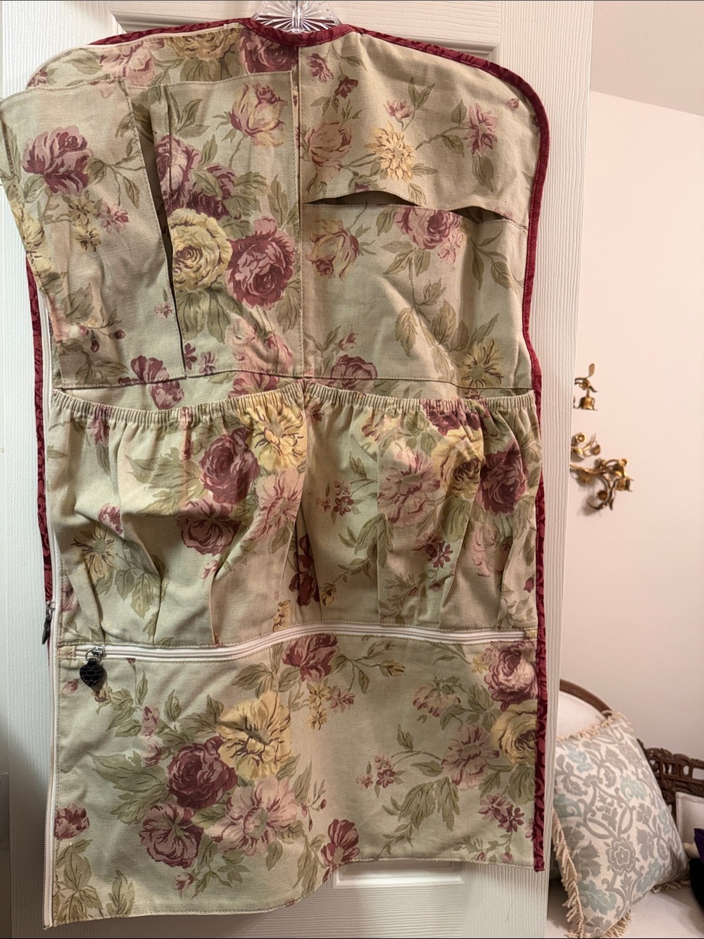 Brighton Floral Hanging Travel Organizer for Suitcase - Rose & Cream